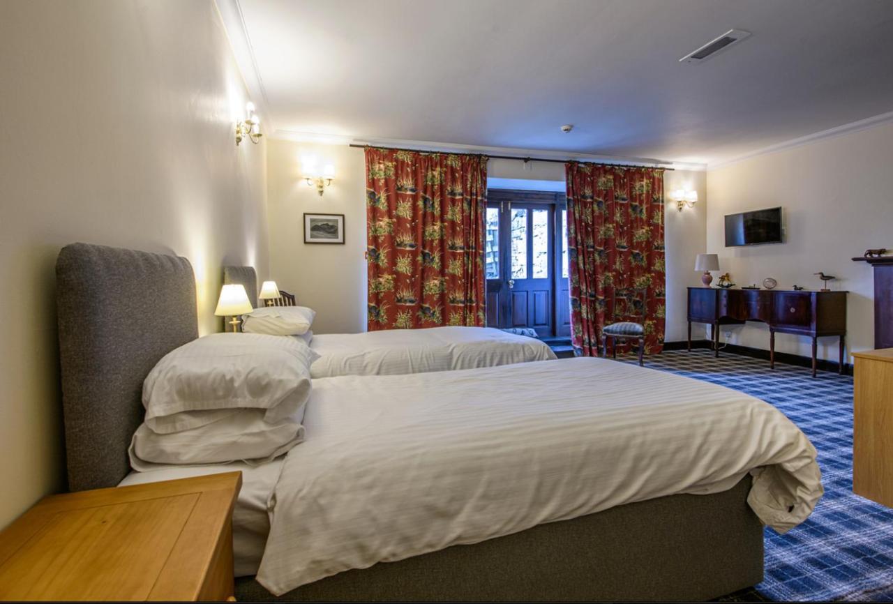 The Bridge Helmsdale Hotel Exterior foto